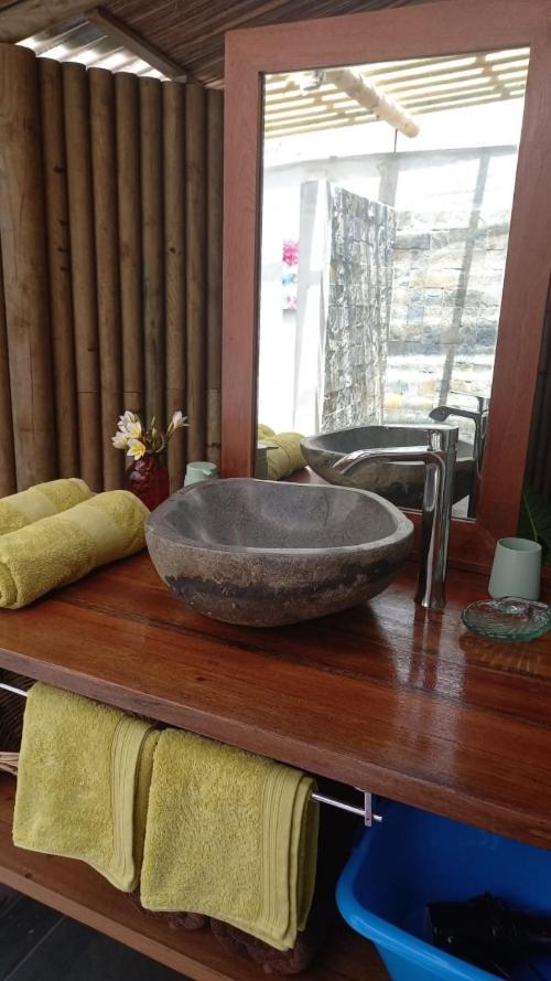 Brahmanhut - Eco Hut Experience In Harmony With Nature, Wellbeing And Spirit Bain Boeuf Ngoại thất bức ảnh